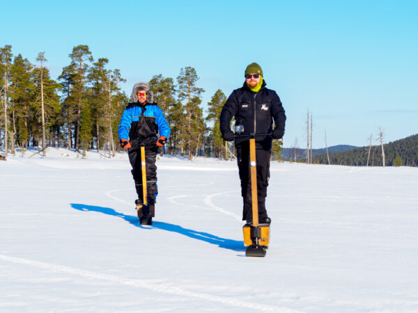 Electric Snowscootering and Tobogganing in Saariselkä